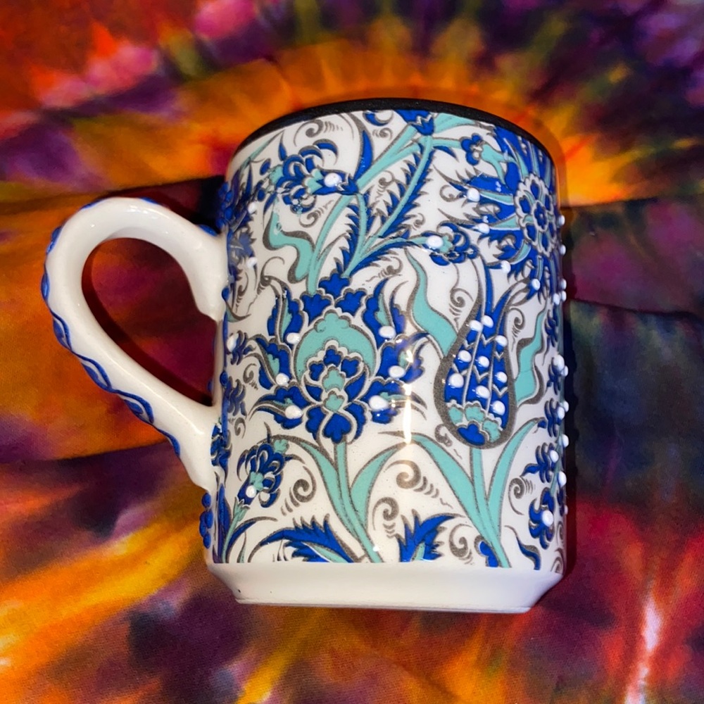 CERAMIC MUG HANDPAINTED IN TURKEY. NWOT
